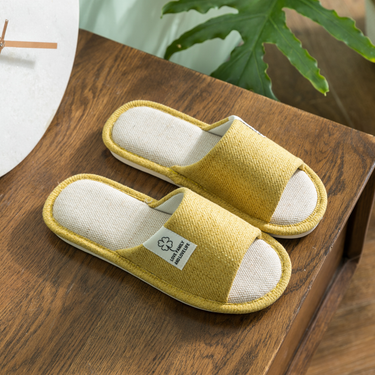Linen slippers cozy lightweight design