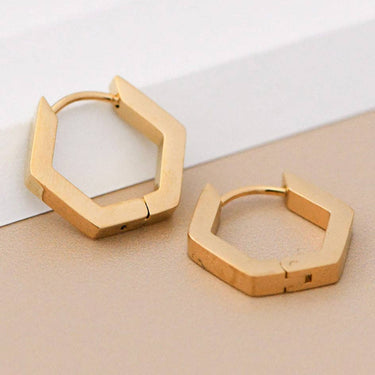 18K Gold Plated Waterproof Stainless Steel Hoop Earrings 7121 displayed as a pair on a neutral background