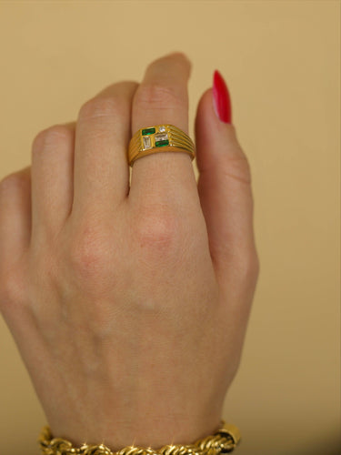 Harpa - Baguette Crystal Square Block Ring