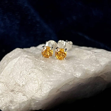 Mandarin Garnet Earring