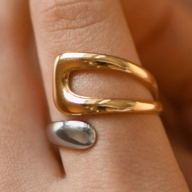 18K Gold PVD Plated Waterproof Stainless Steel Ring 7929 displayed on a hand