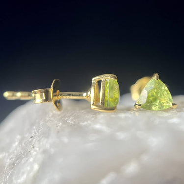 PERIDOT 18K VERMEIL GOLD STUD EARRINGS TRIANGLE