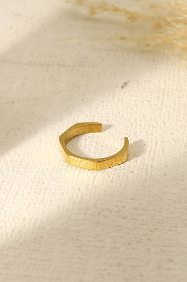 Geometric gold ring