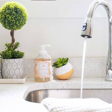 Cashmere Kiss Foaming Hand Soap - Hand Soap