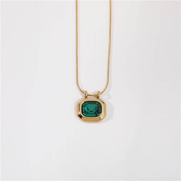 Beyonce - Crystal Pendant Necklace