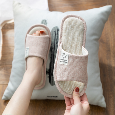 Linen slippers for home