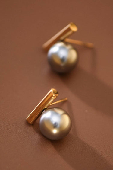 18K Gold Plated Waterproof Stainless Steel Stud Earrings 7743 close-up showing the pearl-like stud design