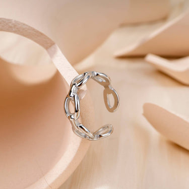 Silver Liens ring