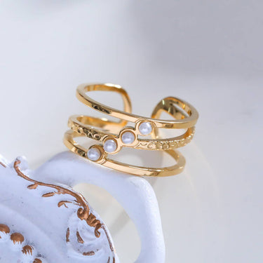 Triple Line Gold Ring With Quadruple Pearls