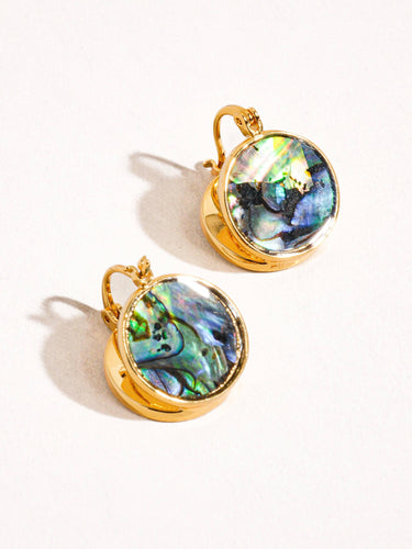 18K gold round natural shell earrings close-up