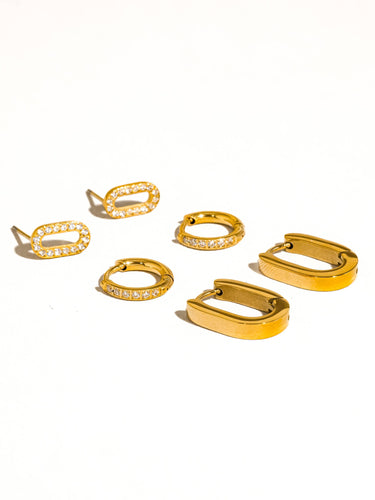 18K gold non-tarnish round hoop earrings close-up