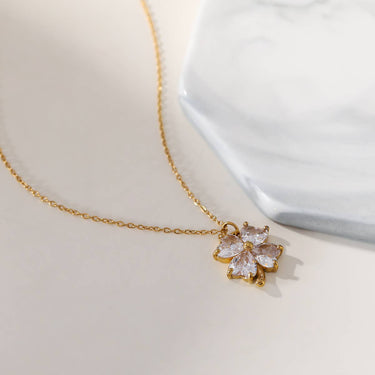 Gold Chain Necklace With Rhinestone Flower Pendant