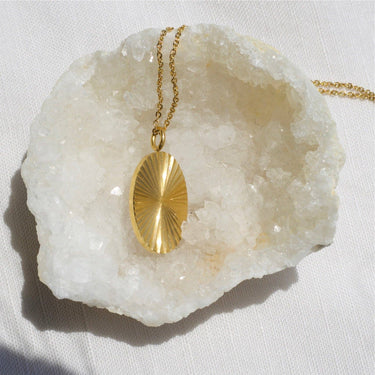 Jerod - Oval Sunburst Charm Necklace