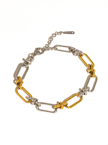 18K gold non-tarnish two tone chain bracelet close-up