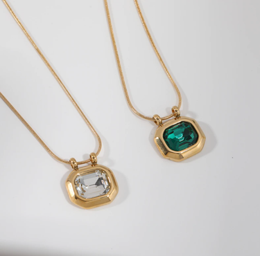 Beyonce - Crystal Pendant Necklace