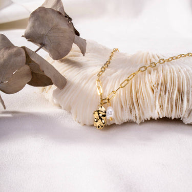 Golden Necklace With White Pearl Pendant