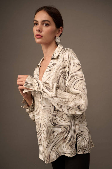 Abstract Swirl Collar Neck Long Sleeve Blouse
