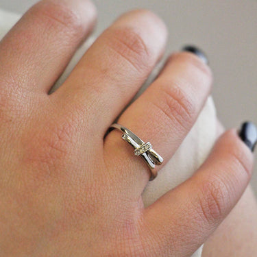 Luminous Bow Ring - Silver and Crystal